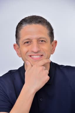 زيد ناصر